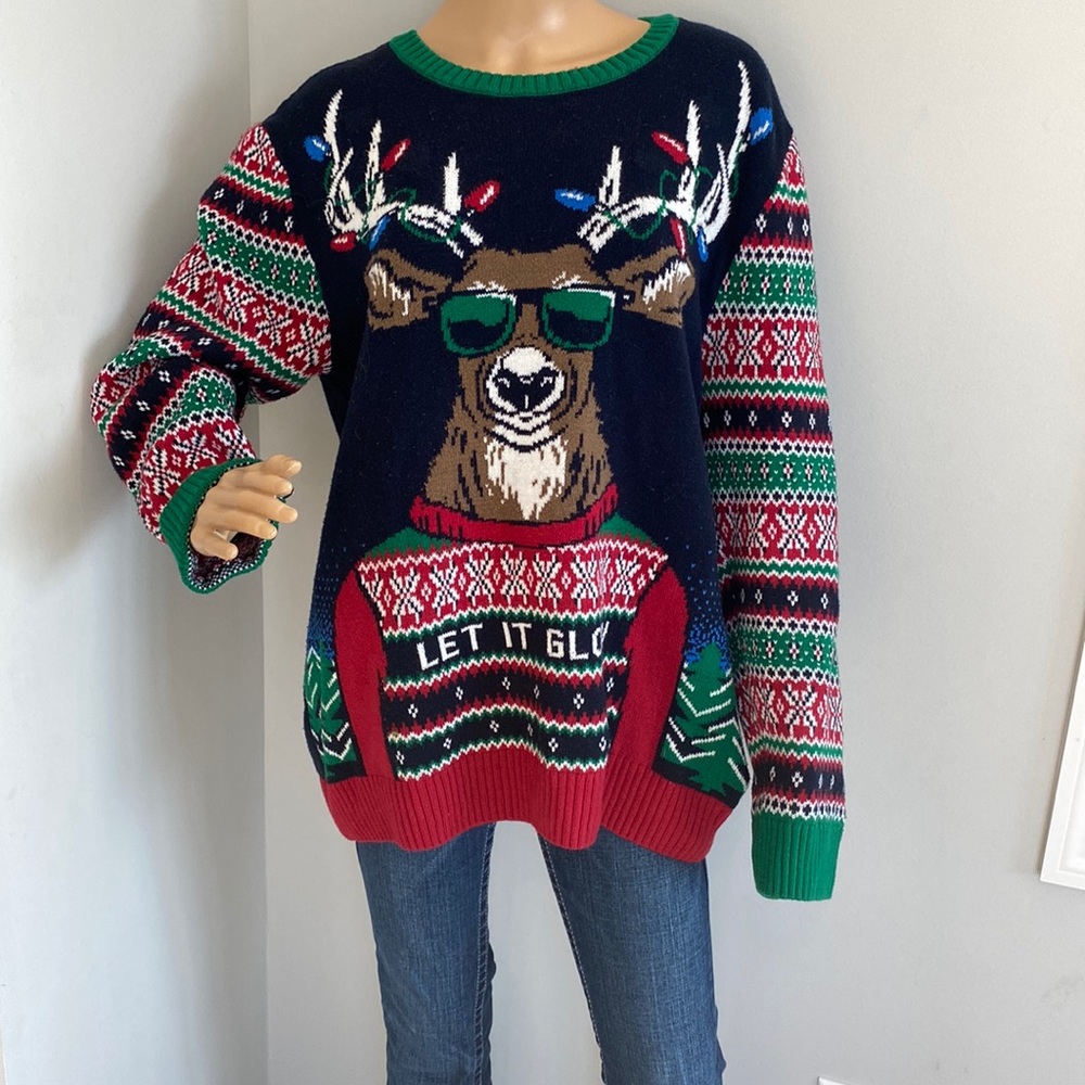 Ugly Christmas sweater men’s size 2X with blue with Reindeer has lights